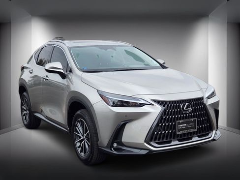 Used 2022 Lexus NX 350h AWD image 4