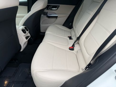 New 2026 Mercedes-Benz GLC 350e 4MATIC image 11