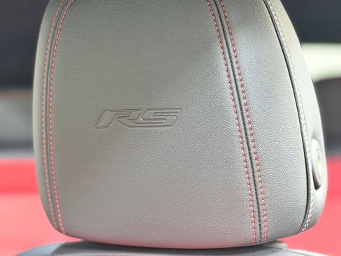 Used 2025 Chevrolet Equinox EV RS FWD image 16