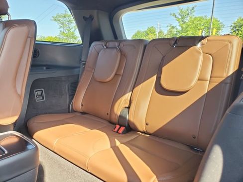 Used 2024 Lincoln Aviator Reserve w/ Equipment Group 201A AWD/4WD image 29