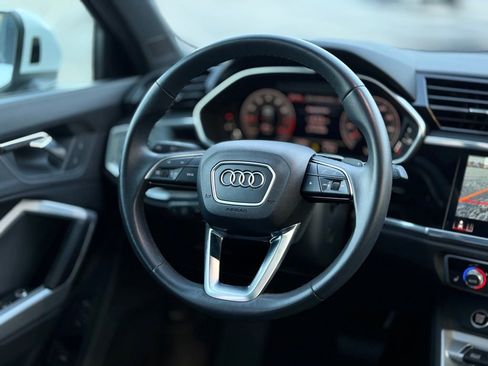 Used 2023 Audi Q3 2.0T Premium Plus w/ Premium Plus Package image 12