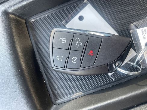 Used 2024 Chevrolet Silverado 1500 LT image 33