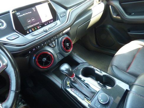 Used 2019 Chevrolet Blazer RS image 17
