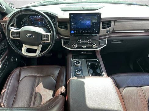 Used 2022 Ford Expedition Limited image 20