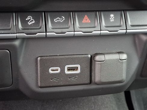 Used 2021 Chevrolet Silverado 1500 Custom Trail Boss w/ Safety Confidence Package image 24