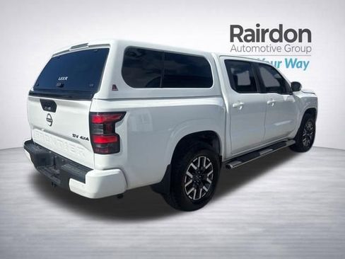 Used 2022 Nissan Frontier SV image 7