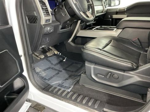 Used 2020 Ford F250 Lariat w/ Lariat Ultimate Package image 16