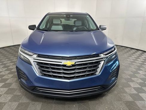 Used 2024 Chevrolet Equinox LS w/ LS Convenience Package image 8