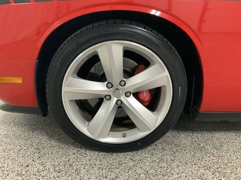 Used 2009 Dodge Challenger SRT8 w/ SRT Option Group II RWD image 11