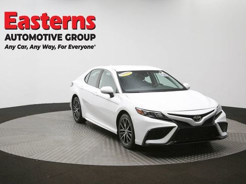 Used 2024 Toyota Camry SE image 74