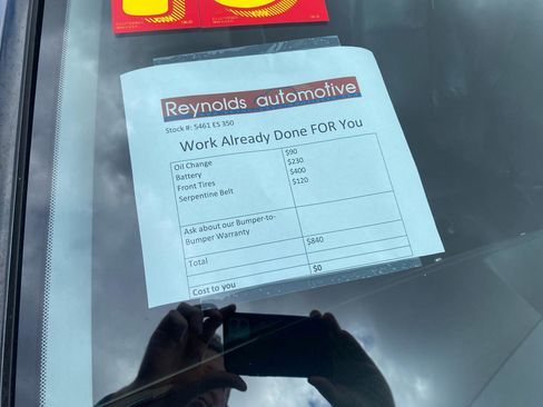 Used 2015 Lexus ES 350 w/ Luxury Package image 3