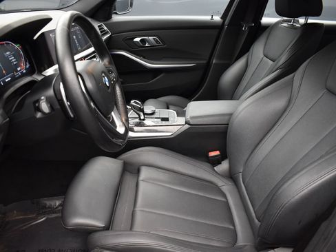 Used 2019 BMW 330i xDrive Sedan w/ Premium Package AWD/4WD image 10