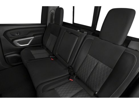Used 2021 Nissan Titan SV w/ SV Convenience Package RWD image 8