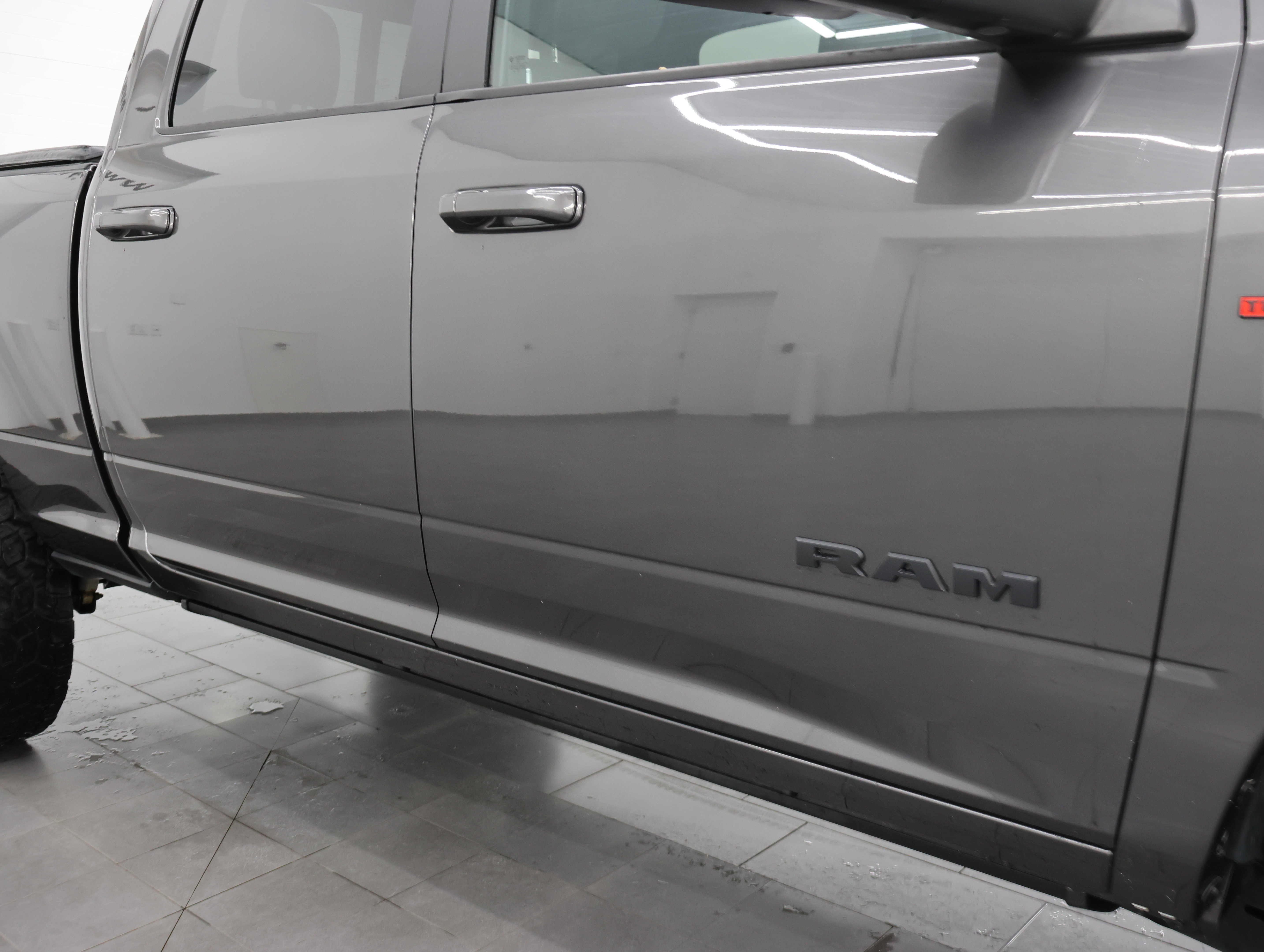 Used 2022 RAM 2500 Big Horn w/ Level C Equiment Group AWD/4WD image 23