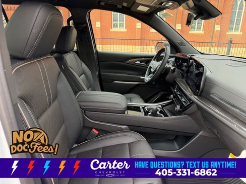 New 2026 Chevrolet Traverse High Country w/ LPO, Floor Liner Package FWD image 5