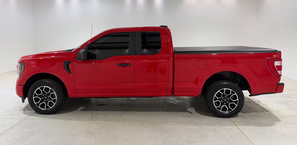 Used 2023 Ford F150 XL w/ STX Appearance Package RWD image 2