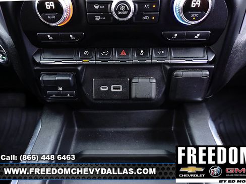 Used 2020 GMC Sierra 1500 Elevation w/ Elevation Value Package image 18