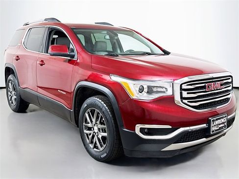 Used 2018 GMC Acadia SLT image 3