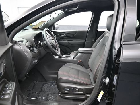 Used 2023 Chevrolet Equinox RS FWD image 11