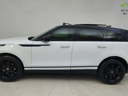 Used 2022 Land Rover Range Rover Velar S AWD/4WD image 10