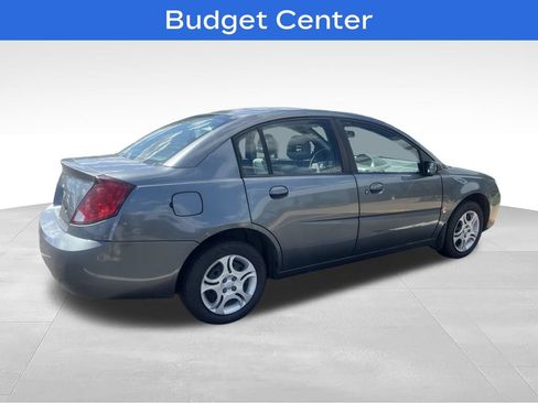 Used 2005 Saturn ION Level 2 w/ Power Pkg FWD image 2