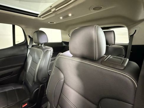 Used 2021 GMC Acadia Denali w/ Denali Technology Package image 22