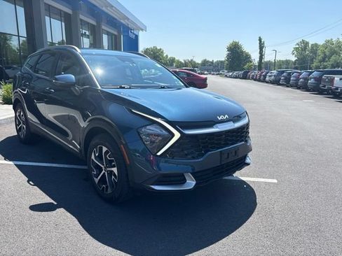 Used 2023 Kia Sportage EX AWD/4WD image 4