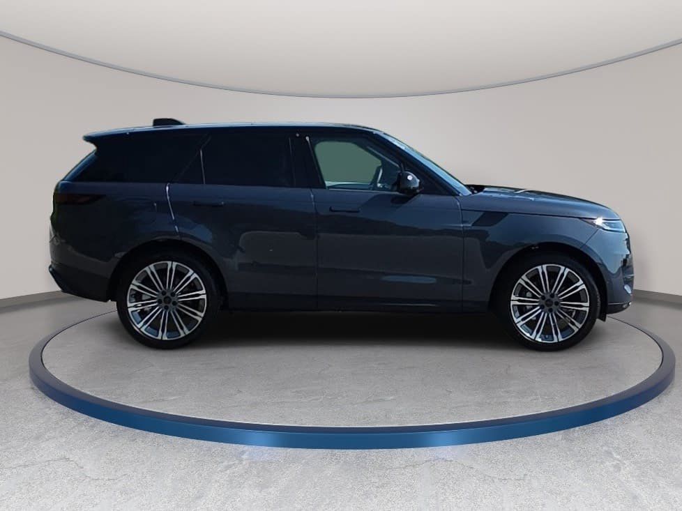 New 2026 Land Rover Range Rover Sport SE AWD/4WD image 4