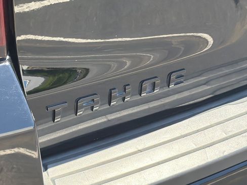 Used 2018 Chevrolet Tahoe Premier w/ RST Edition AWD/4WD image 35