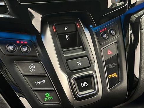 Used 2023 Honda Odyssey Elite image 19