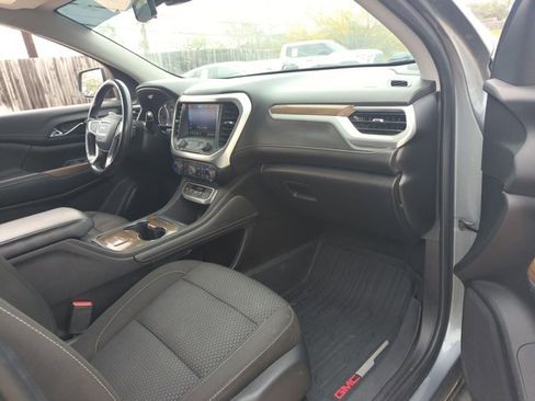 Used 2020 GMC Acadia SLE w/ LPO, Floor Liner Package image 15