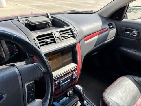Used 2010 Ford Fusion Sport FWD image 19