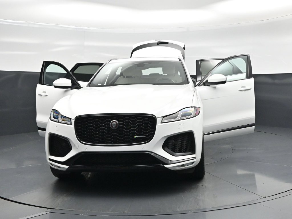 Used 2023 Jaguar F-PACE R-Dynamic S AWD/4WD image 27