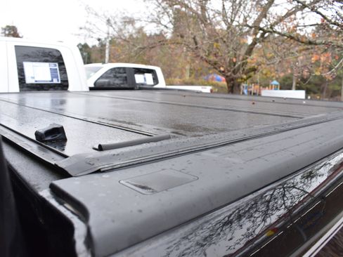 Used 2019 RAM 1500 Laramie image 31