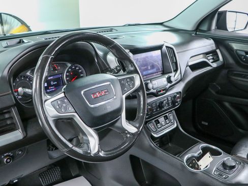 Used 2020 GMC Terrain SLT w/ Preferred Package FWD image 24