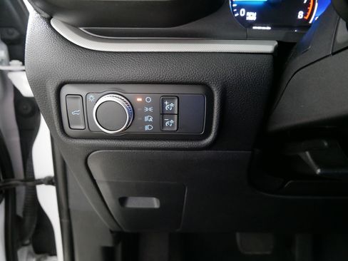 Used 2020 Ford Explorer XLT AWD/4WD image 26