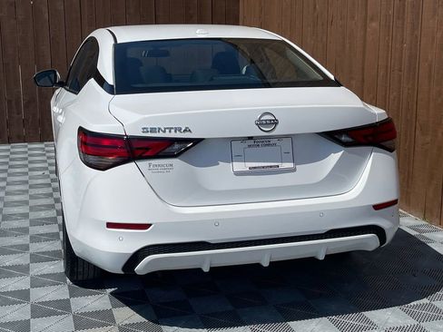 Used 2025 Nissan Sentra SV image 12