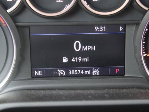 Used 2022 Chevrolet Silverado 1500 LT image 10