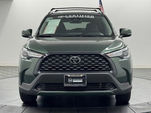 Used 2023 Toyota Corolla Cross LE image 5