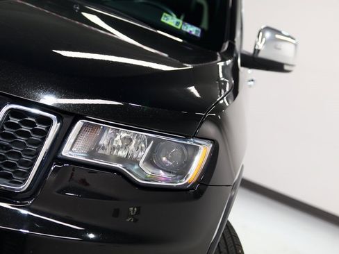 Used 2018 Jeep Grand Cherokee Limited image 7