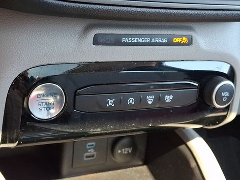 Certified 2023 Ford Escape Active w/ Tech Pack #1 AWD/4WD image 18