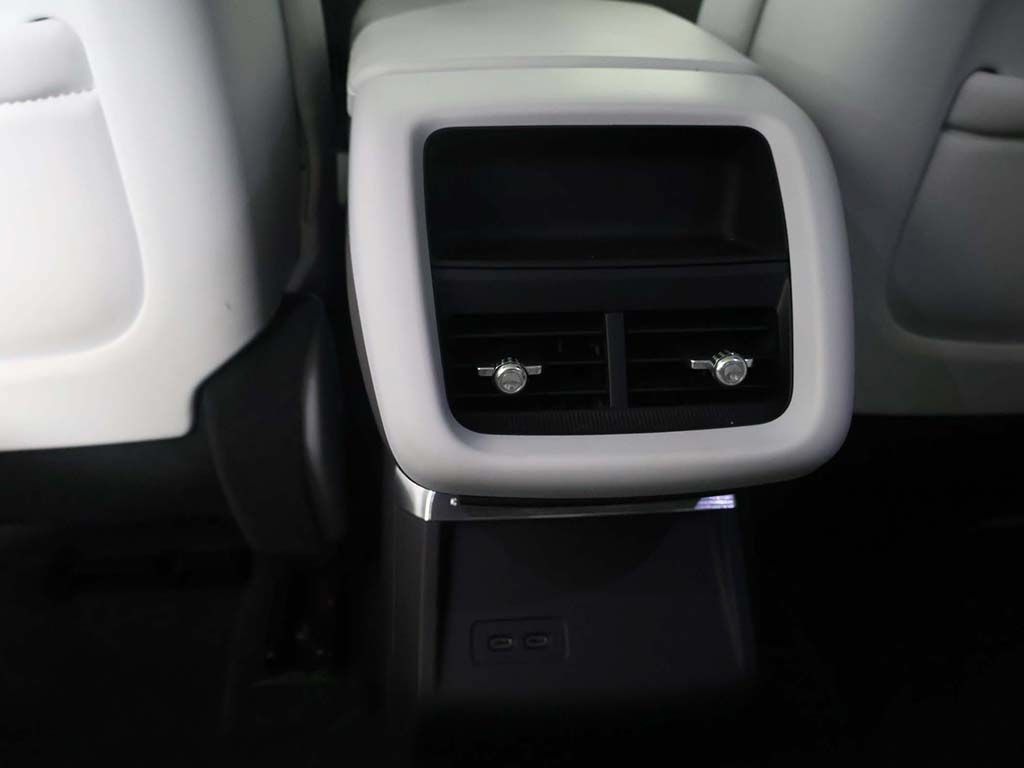 Used 2024 Cadillac Lyriq Sport RWD image 48