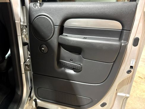 Used 2005 Dodge Ram 1500 Truck 2WD Quad Cab image 64