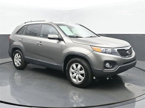 Used 2013 Kia Sorento LX w/ Convenience Pkg image 7