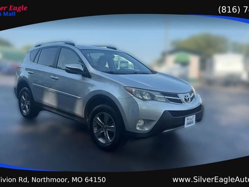 Used 2015 Toyota RAV4 XLE AWD/4WD image 7