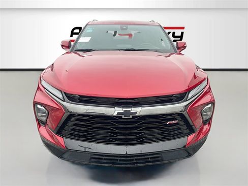 Used 2024 Chevrolet Blazer RS image 2