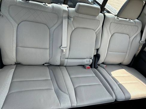 Used 2022 RAM 1500 Limited AWD/4WD image 24