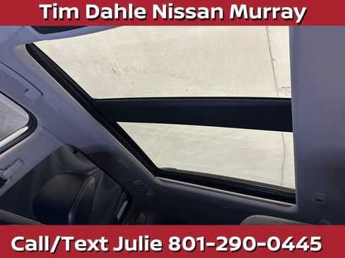 Used 2023 Nissan Rogue Platinum w/ Platinum Premium Package AWD/4WD image 33