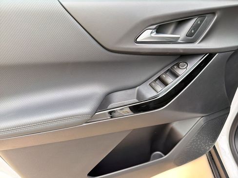 New 2026 Chevrolet Equinox LT w/ Midnight Edition FWD image 13