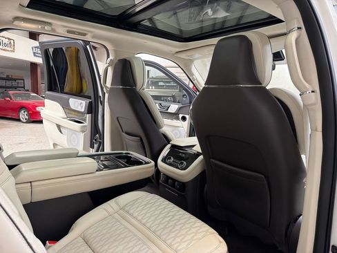 Used 2020 Lincoln Navigator Black Label AWD/4WD image 47